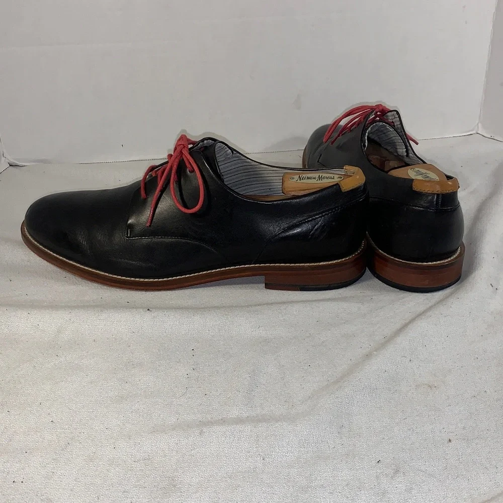 J Shoes Men's ‘William’ Black Leather Derby Shoes with Red Laces